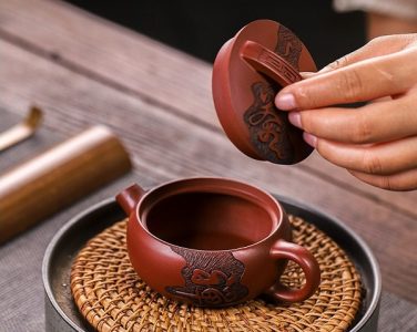 Handmade Yixing teapot tool marks