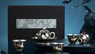 Gongfu Tea Ceremony with Tea Cups